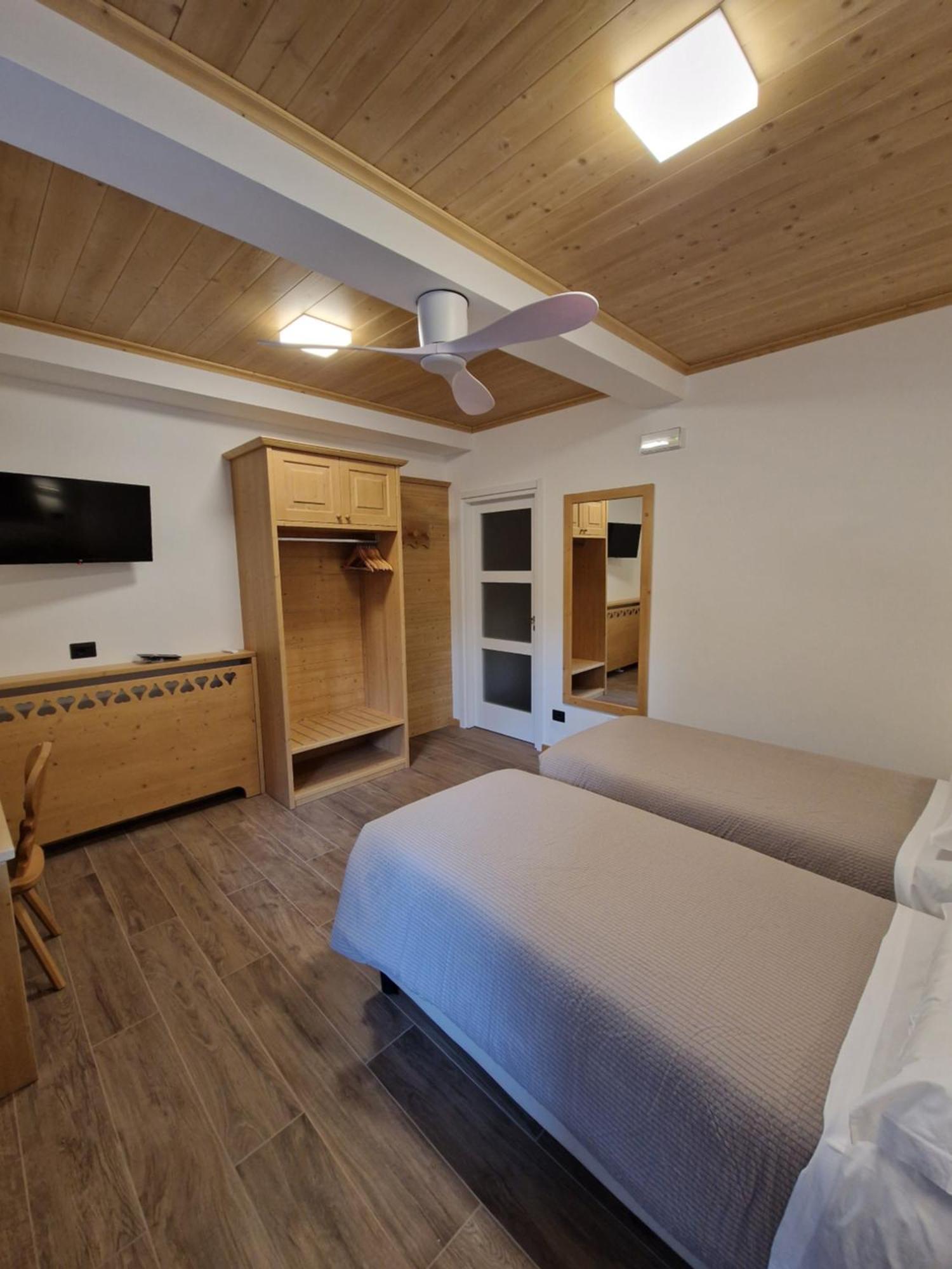 Hotel Raibl E Appartamenti Tarvisio Extérieur photo